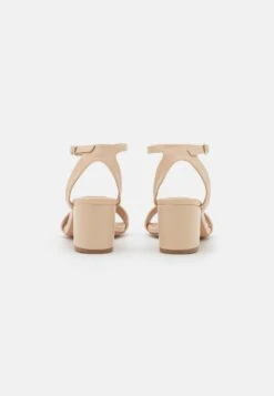 Anna Field Riemensandalette - Off-white -Anna Field Verkaufsgeschäft 031067b0fcfc4697a0a428dabfd5d1b1