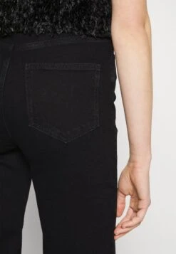 Jeans Straight Leg - Black Denim 11 Jeans Straight Leg - Black Denim -Anna Field Verkaufsgeschäft 07252ef8cf95467ebfa4b5e6a967e501