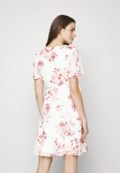 Freizeitkleid - Off-white/pink -Anna Field Verkaufsgeschäft 0ed489fe155348c9903e2652ffdae93a