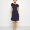 Anna Field Jerseykleid - Maritime Blue -Anna Field Verkaufsgeschäft 22de6d07b62e4db8ad17a067c84ee1da