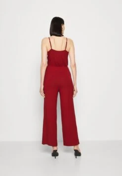 Anna Field Jumpsuit - Dark Red -Anna Field Verkaufsgeschäft 2d7d96fde6c9475fa55ad2d34bb35b54