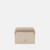 Anna Field Geldbörse - Beige 2 Anna Field Geldbörse - Beige -Anna Field Verkaufsgeschäft 335f9ef6efe048f7ae54e3afbc18b7ec 1