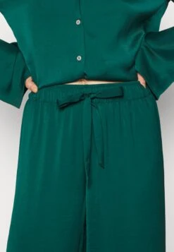 Anna Field GIFT BOX PJ SET - Pyjama - Green -Anna Field Verkaufsgeschäft 35d35f7997c542cdb227b47a977b272d