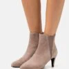 Anna Field LEATHER - Ankle Boot - Taupe 2 Anna Field LEATHER - Ankle Boot - Taupe -Anna Field Verkaufsgeschäft 567a2e74981240719608da2e82adee6f