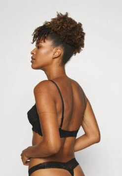 Anna Field 2 PACK UNDERWIRE BRA - Bügel BH - Off-white -Anna Field Verkaufsgeschäft 5a76576eb0b44689a607e14987ffa4ab