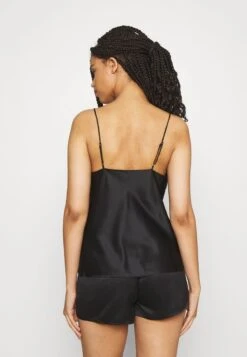 Anna Field SIMPLE SATIN SHORT SET - Nachtwäsche Set - Black 10 Anna Field SIMPLE SATIN SHORT SET - Nachtwäsche Set - Black -Anna Field Verkaufsgeschäft 722ca56a9ee2439f909f606ecf6a7ffe