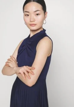 Freizeitkleid - Dark Blue -Anna Field Verkaufsgeschäft a2dcf67f0eae40cca1330f723ff8650b