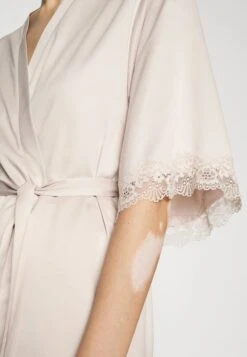 Anna Field Bademantel - Off-white 13 Anna Field Bademantel - Off-white -Anna Field Verkaufsgeschäft be8c130d597d4276a30fcebfabde63c6