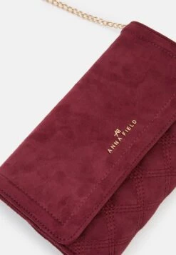 Anna Field Clutch - Red 11 Anna Field Clutch - Red -Anna Field Verkaufsgeschäft cb284e6ca5f14842acdaec65b86f24fd