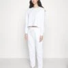 Anna Field Pyjama - Off White 1 Anna Field Pyjama - Off White -Anna Field Verkaufsgeschäft e181a24b343d482d89f969451d3c4aa2