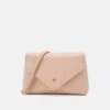 Anna Field Clutch - Light Pink 2 Anna Field Clutch - Light Pink -Anna Field Verkaufsgeschäft e44c4ef505bb4701bde0ccd4ec1948ae